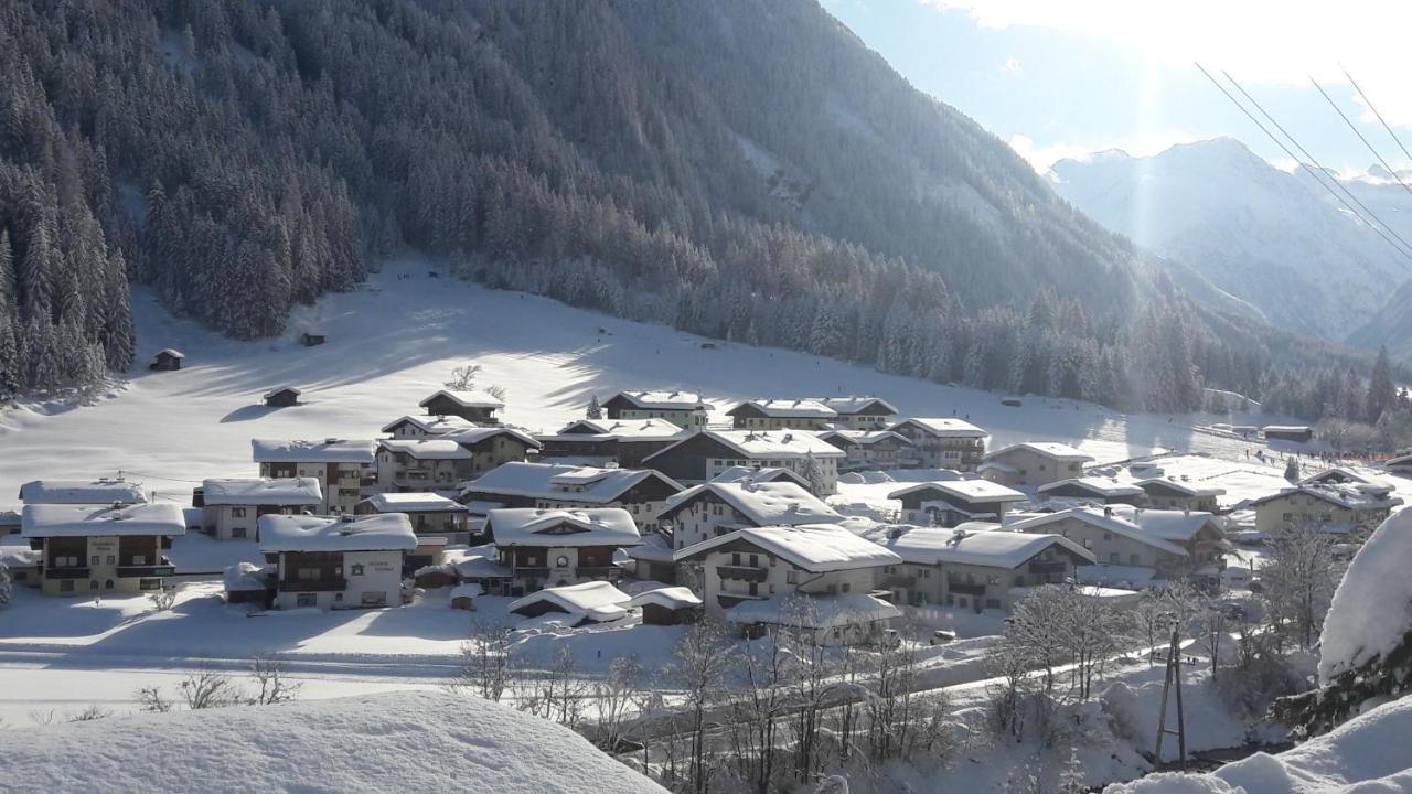 Ferienwohnung Gästeheim Krößbach Neustift im Stubaital Exterior foto