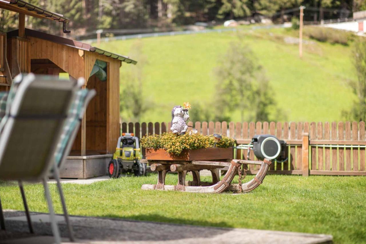 Ferienwohnung Gästeheim Krößbach Neustift im Stubaital Exterior foto